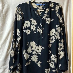 Women’s dress up top